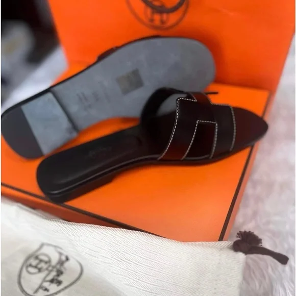 Hermes sandals ❌❌❌SOLD❌❌❌ - Picture 2 of 3